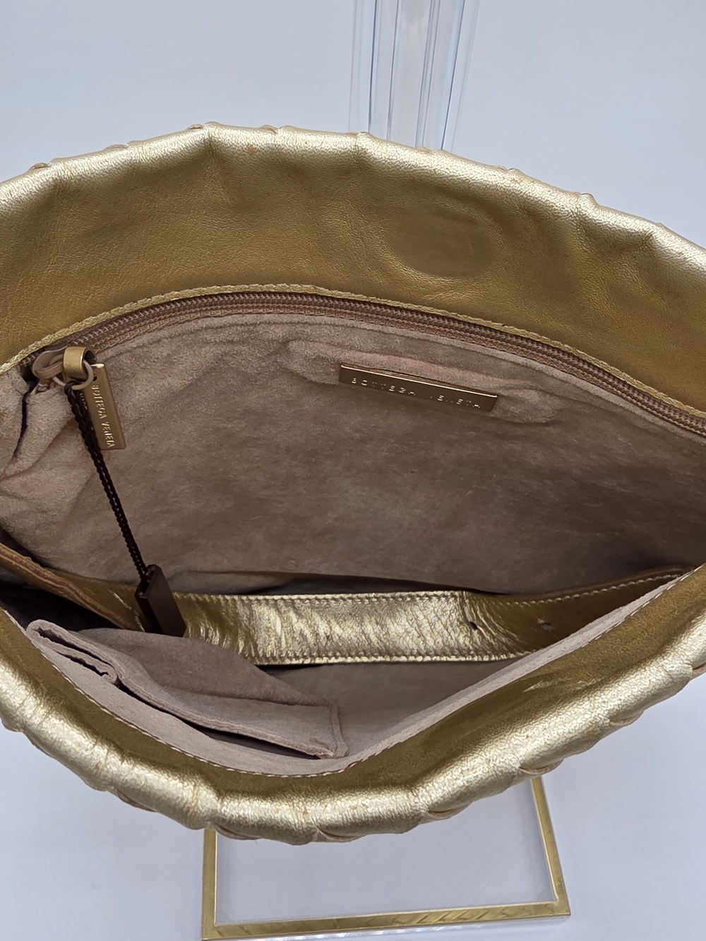 [VINTAGE] Bottega Veneta Metallic Gold Woven Crescent Shoulder Bag w/ COA - Picture 16 of 16